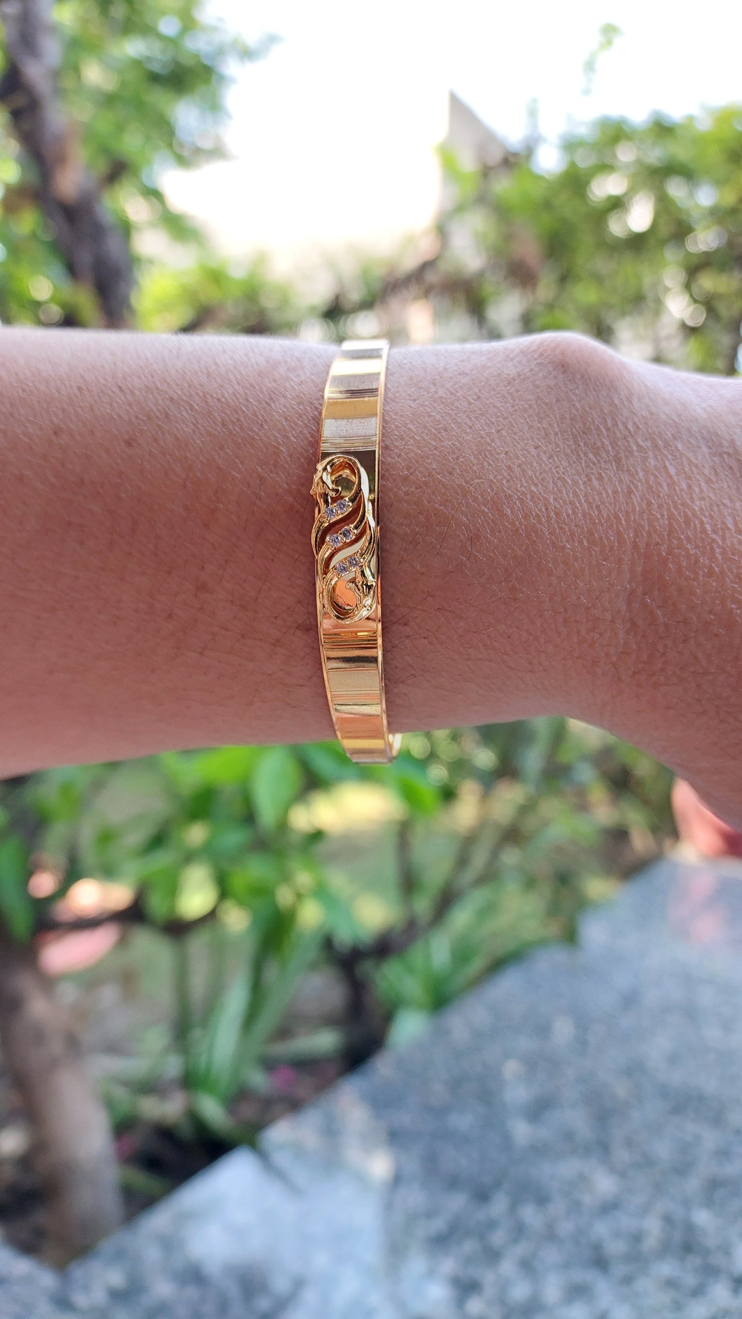 Ornafy Gold Plated Anti-Tarnish Bracelet with Curvy Beaded Design