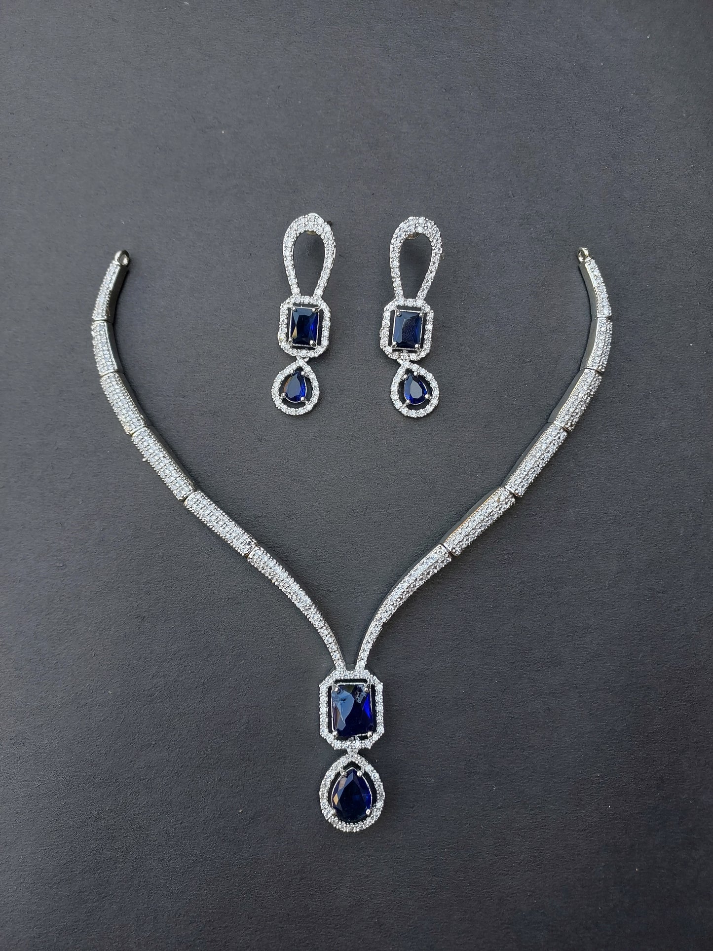 Ornafy Stunning Silver Pendant Set - A Touch of Glam with Dark Blue Stone