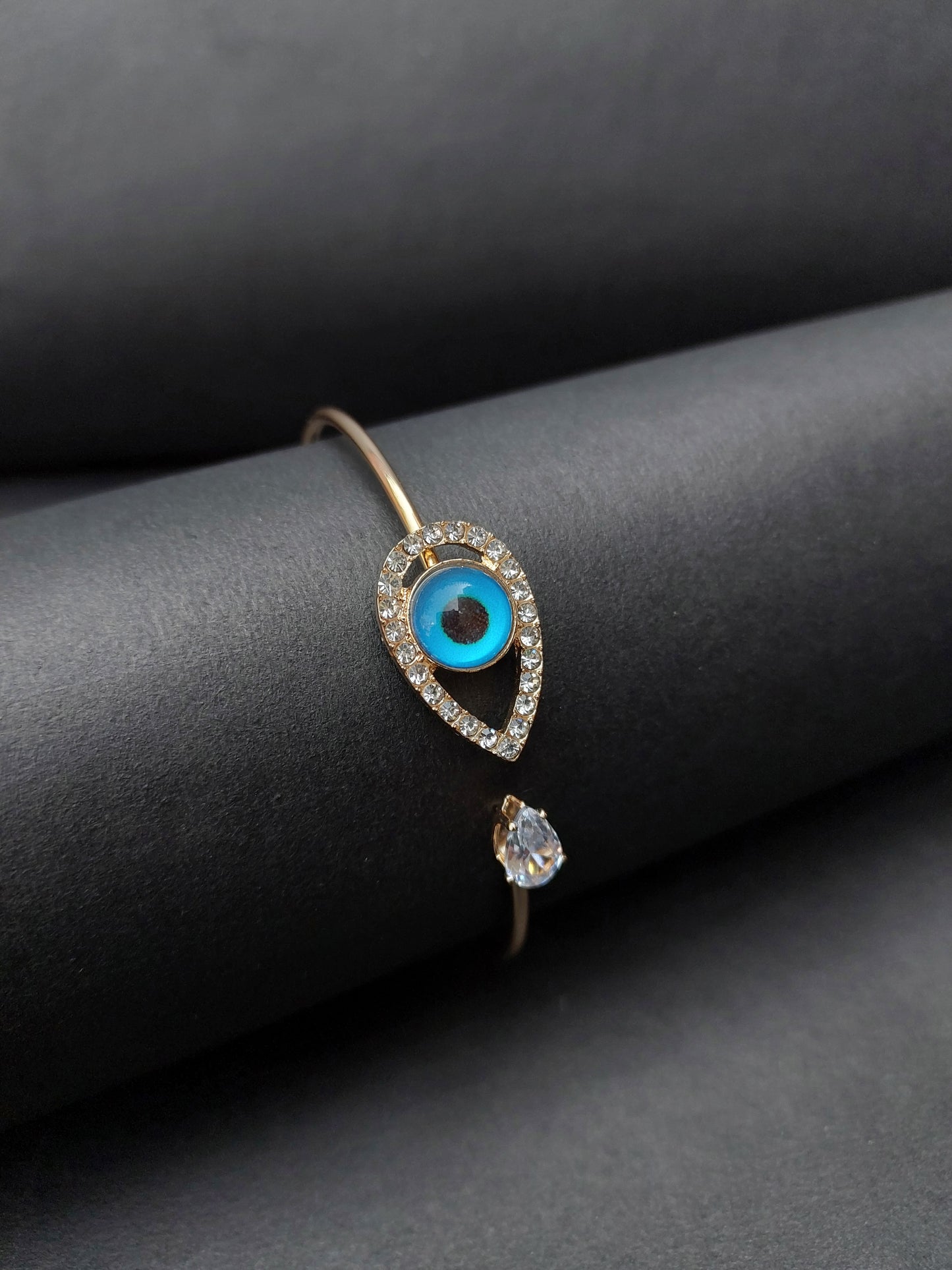 Ornafy Whimsical Leaf Bracelet Featuring Evil Eye and Eye-Catching Studs