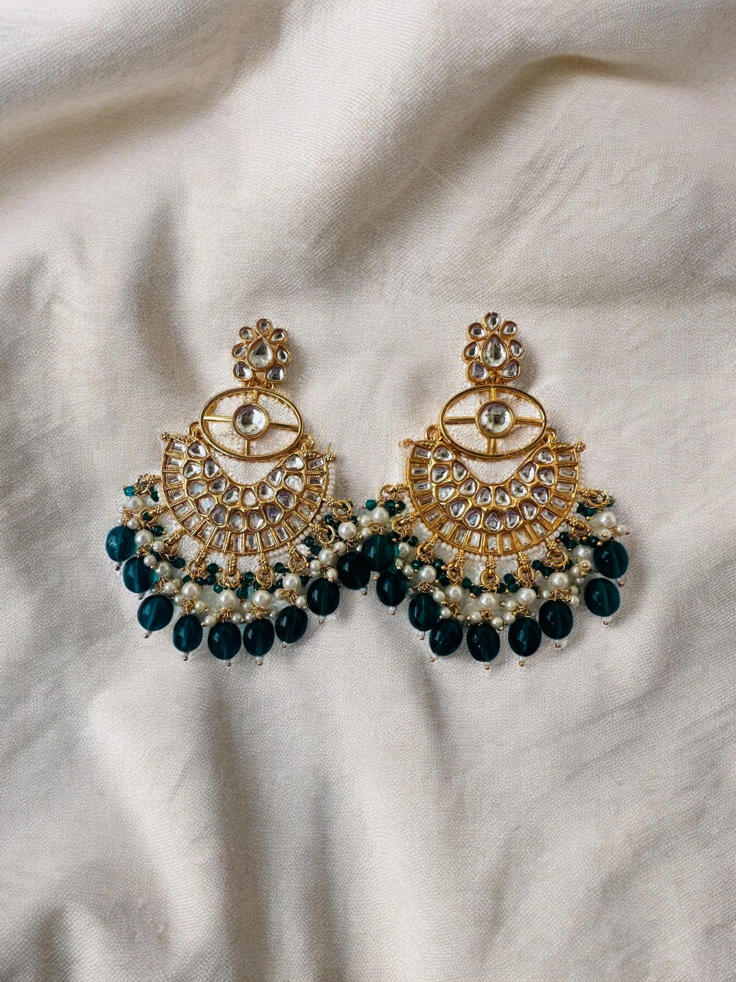 Ornafy Green Kundan and Pearl Ethnic Earring