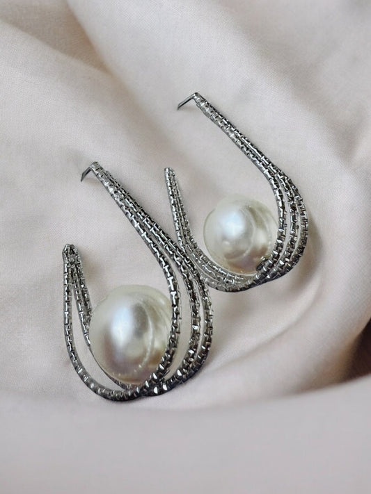 Ornafy Silver Water Droplet Earrings with Single Pearl