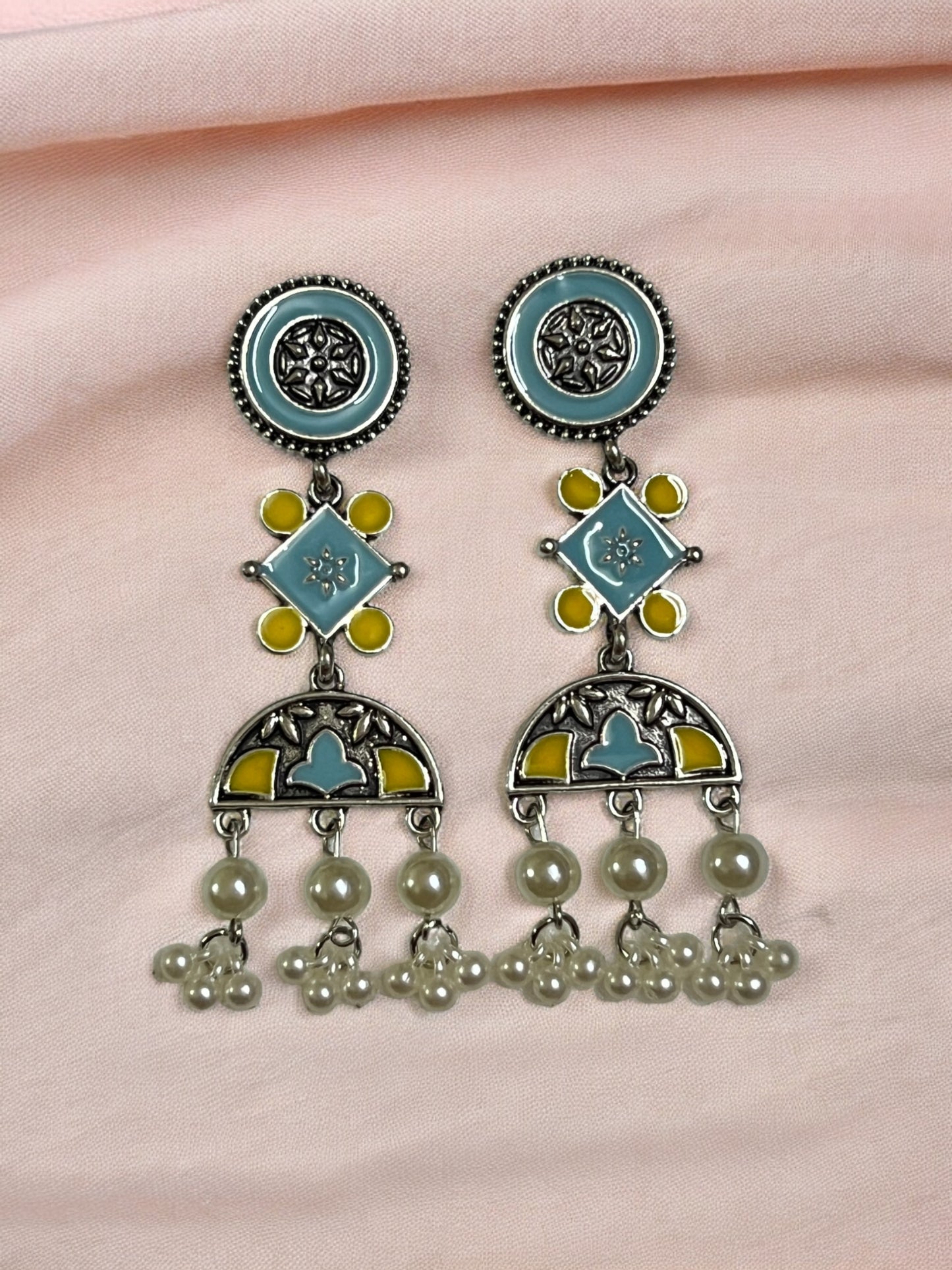 Ornafy Silver Plated Geometric Shaped Enamel Artwork With Pearl Fashion Antique Earring