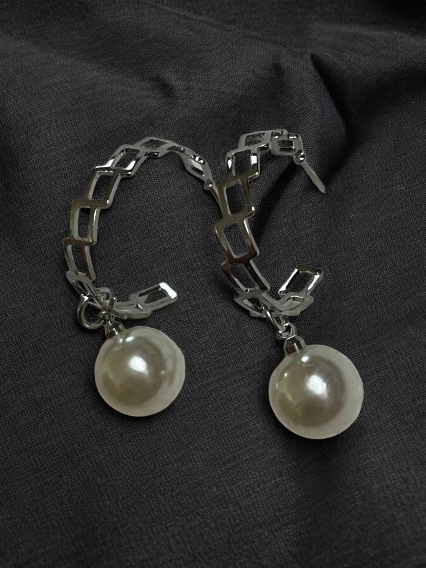 Ornafy Silver Ring with Hanging Pearl