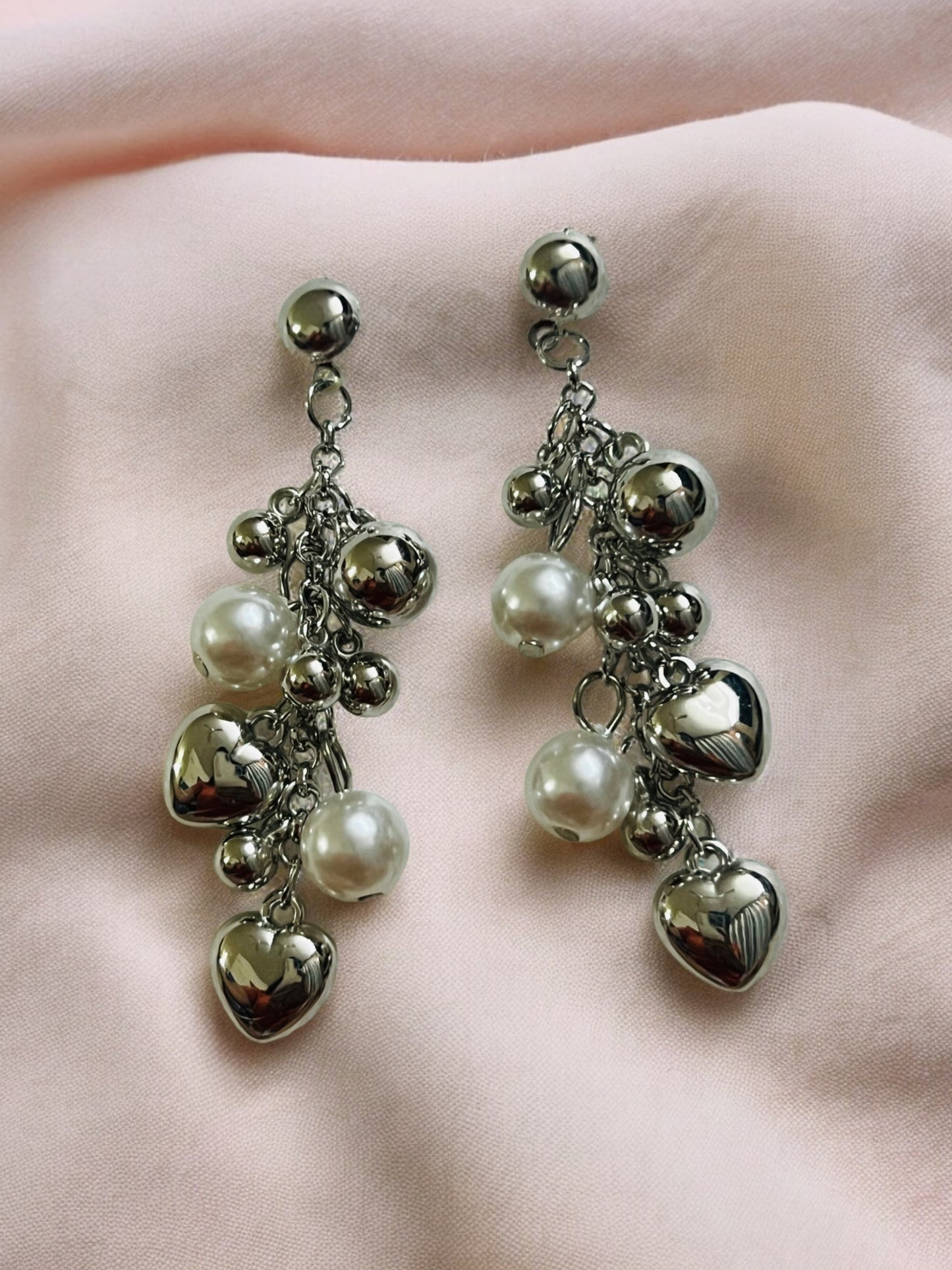 Ornafy Hanging Heart and Pearl Silver Earrings