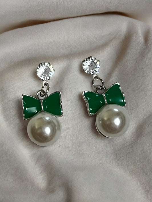 Ornafy Pearl Pendant Green Bow, Dazzling Diamond