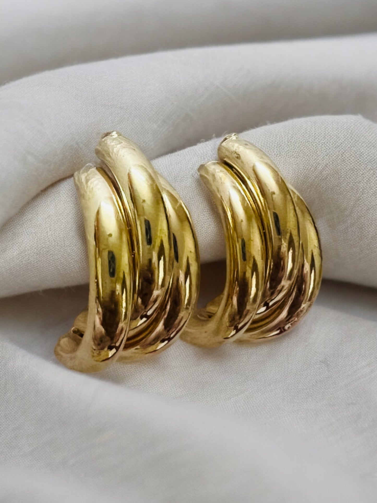 Ornafy Golden Statement Earrings