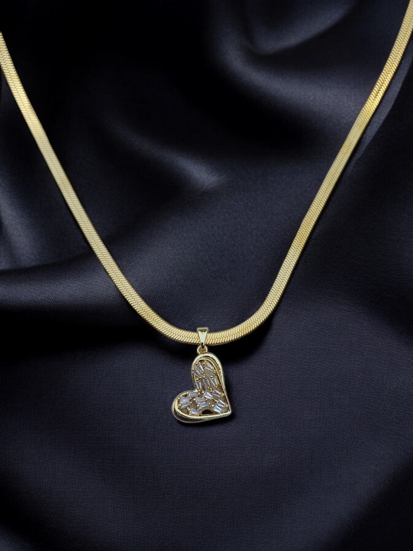 Ornafy Gold Plated Chain Featuring Heart-Shaped Beaded Pendant